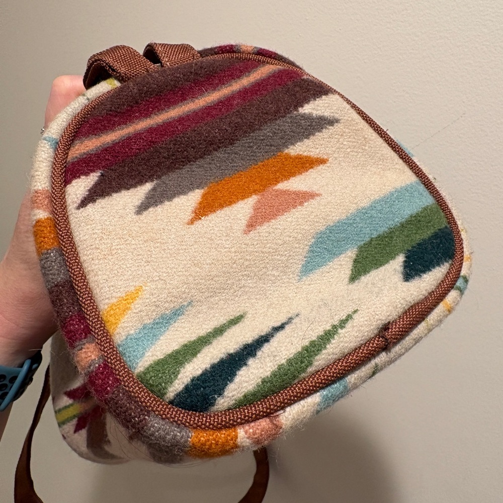 Pendleton Southwest Pattern Travel Kit Purse with… - image 3
